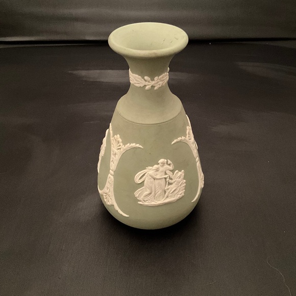 Wedgwood Celadon Green Jasperware Bud Vase with Raised Cream Design - Picture 1 of 2